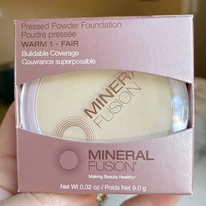 Mineral Fusion Pressed Powder Foundation -Warm 1 Fair